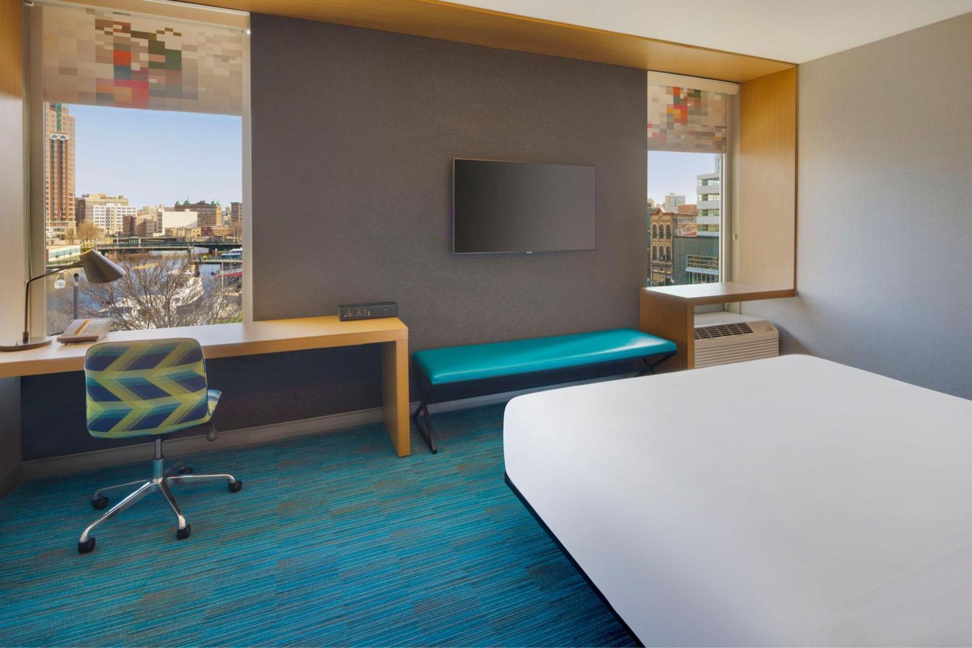 Aloft Hotel Milwaukee Downtown Exteriör bild