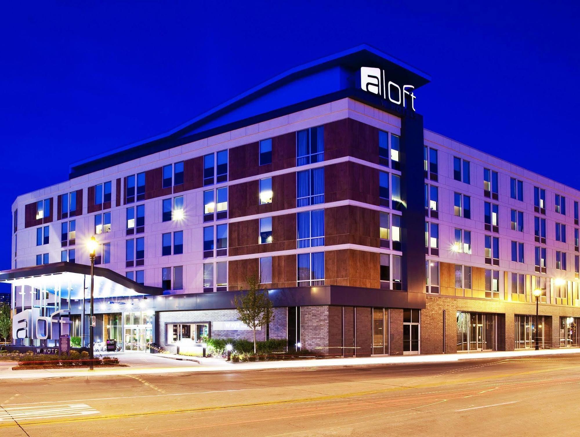 Aloft Hotel Milwaukee Downtown Exteriör bild